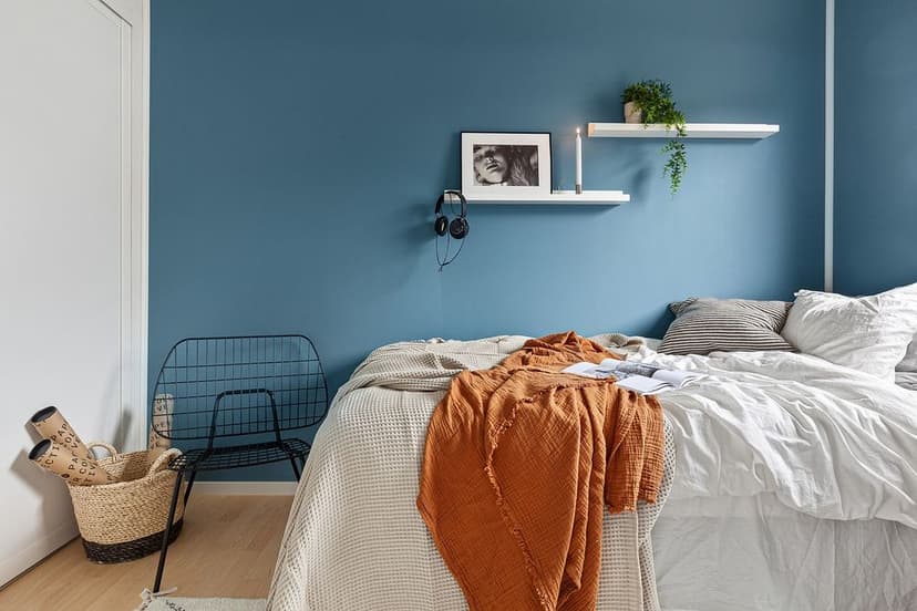 Insured and Bonded Cleaning Services's image